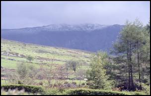 Mount Snowdon mit Neuschnee